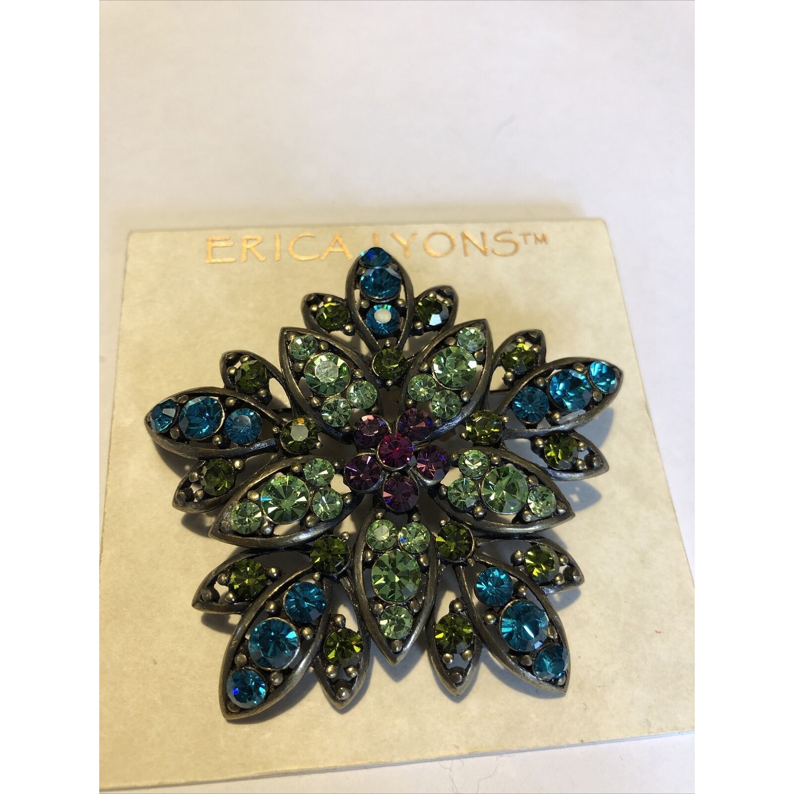 Erica Lyons Multicolored Rhinestone Flower Brooch Nwt 34 48$